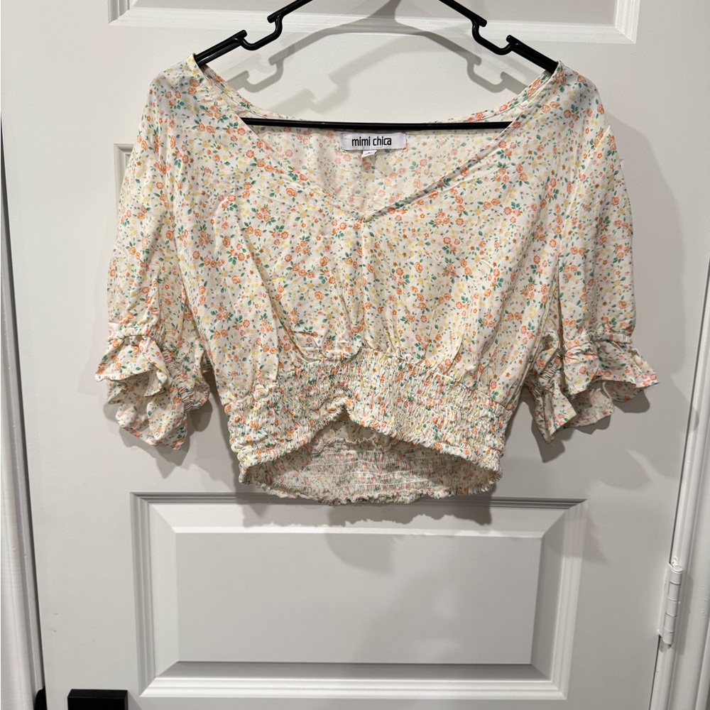Cropped 3/4 sleeve top